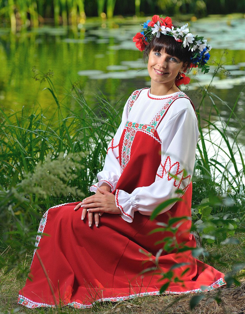 Beautiful girl Girls in Slavic costumes in Cologne
